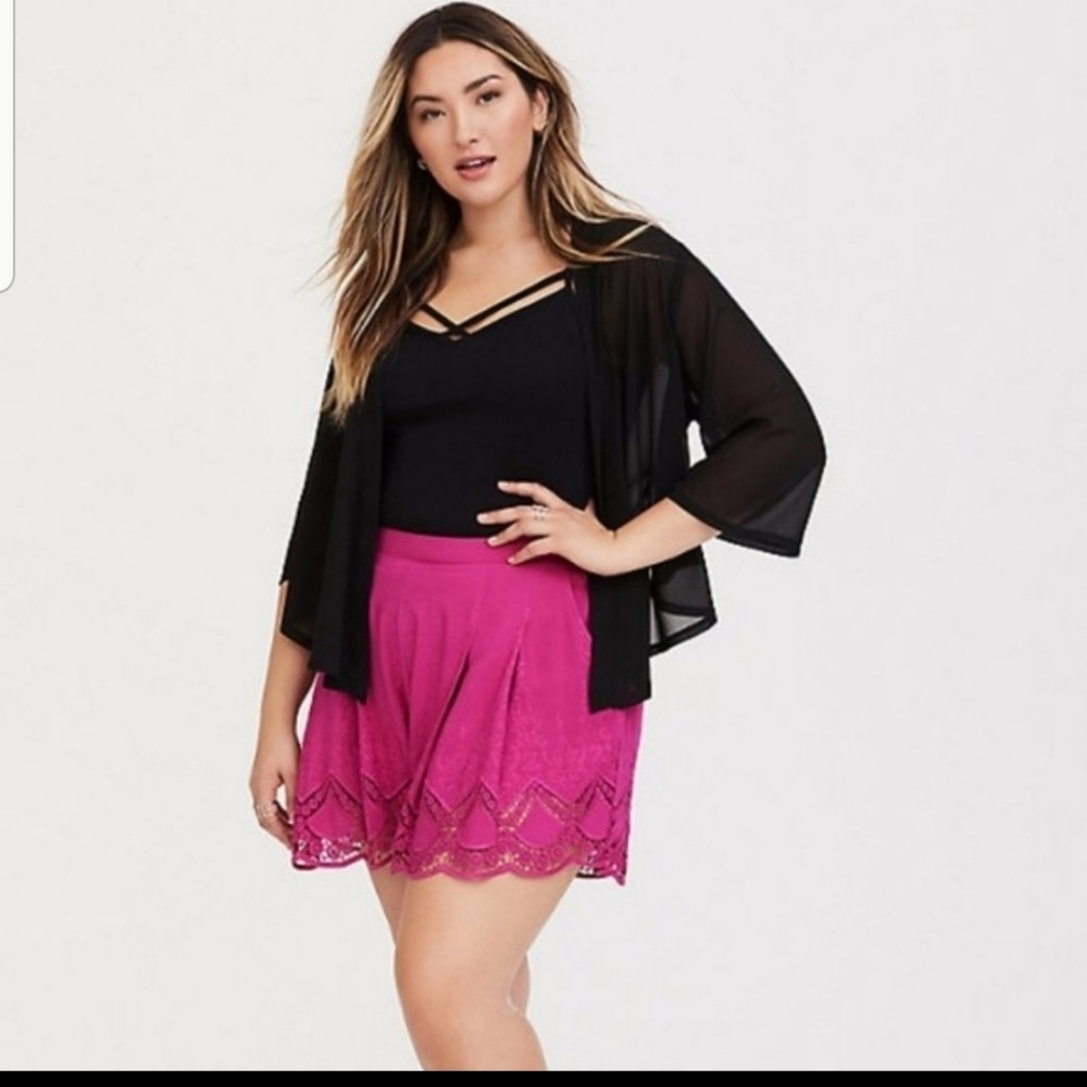 🌷NEW w/tag🌷TORRID 00 ROSE⚘ SHORT